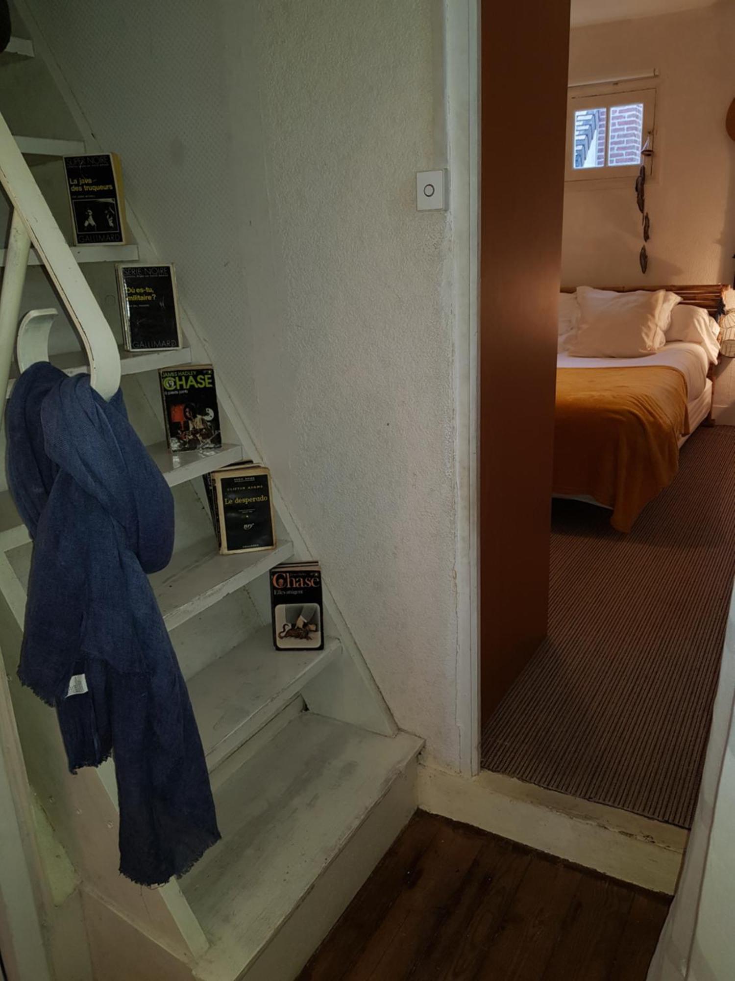 Herm'S Petite Maison Atypique Et Cour Privative - Avenue Du Marche - Ideal Couple Ou Jeunes Parents Cabourg Exterior photo